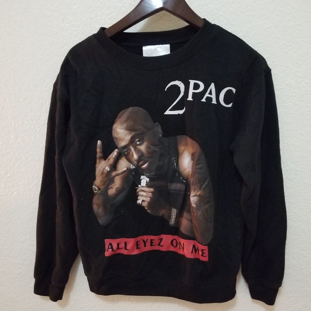 Tupac sweater